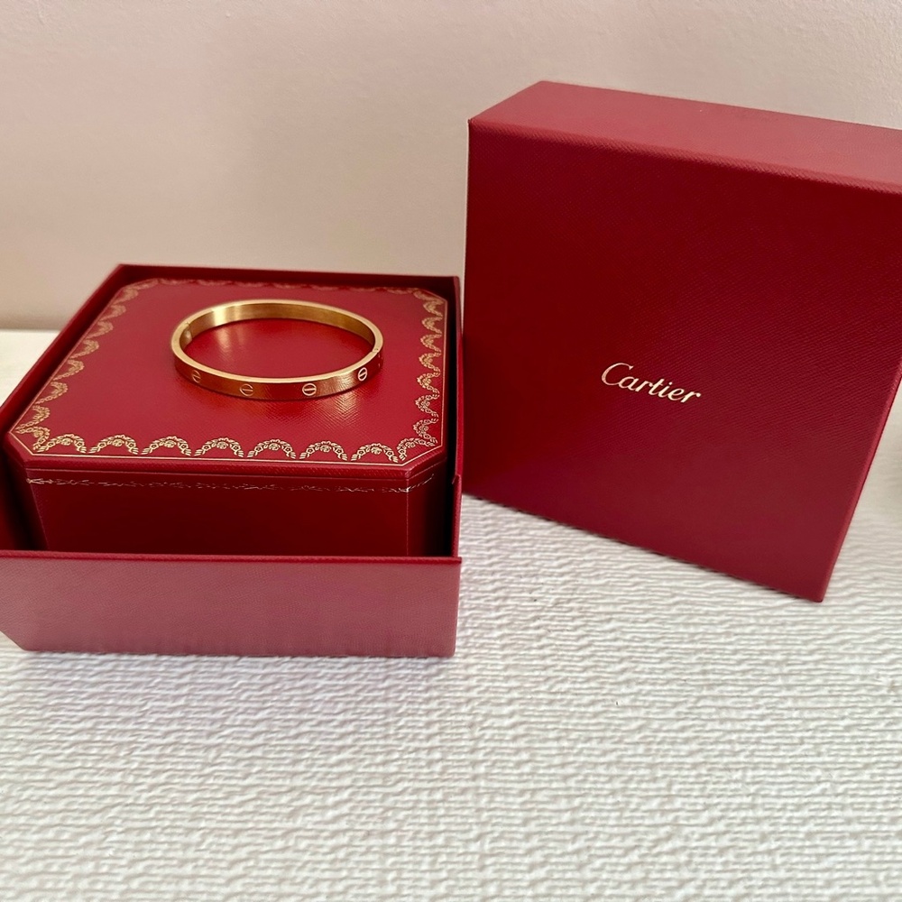 LOVE bracelet bangle Yellow Gold